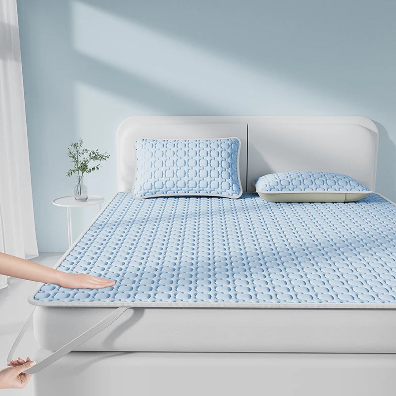 2026 New Thicken Natural Latex Filling Summer Mat for Bed Cooling Feel Mattress cover Bed Pad Pillowcase Ice Silk Bed Sheet Set